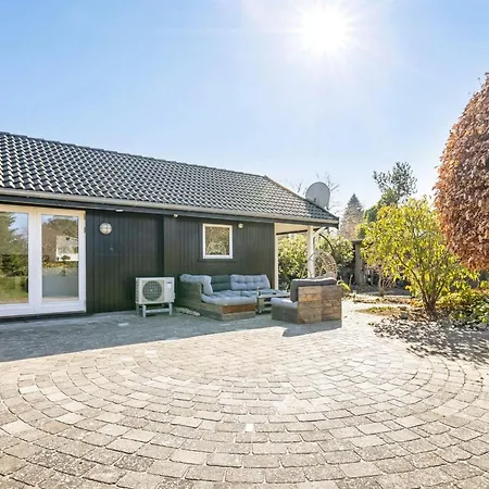 Hughe - 1-3km From The Sea By Interhome * Græsted