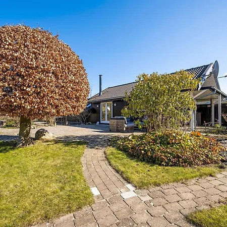 Hughe - 1-3km From The Sea By Interhome Græsted